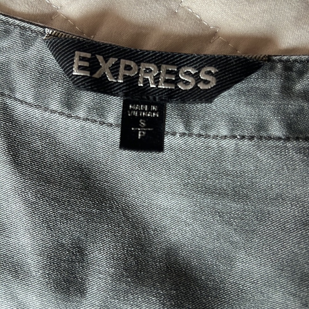 Express Top - Picture 3 of 5